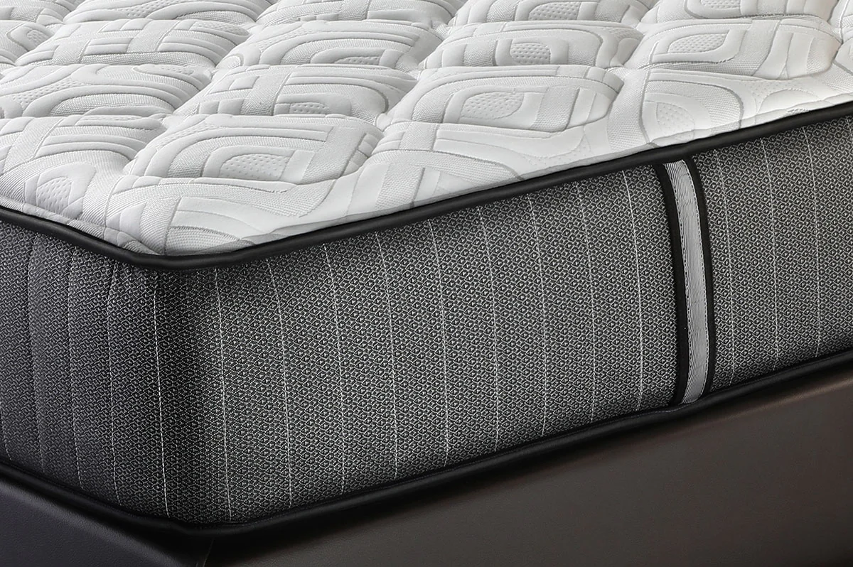 Swissôtel bed 2