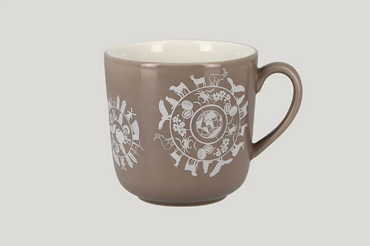 Porcelain mugs 8