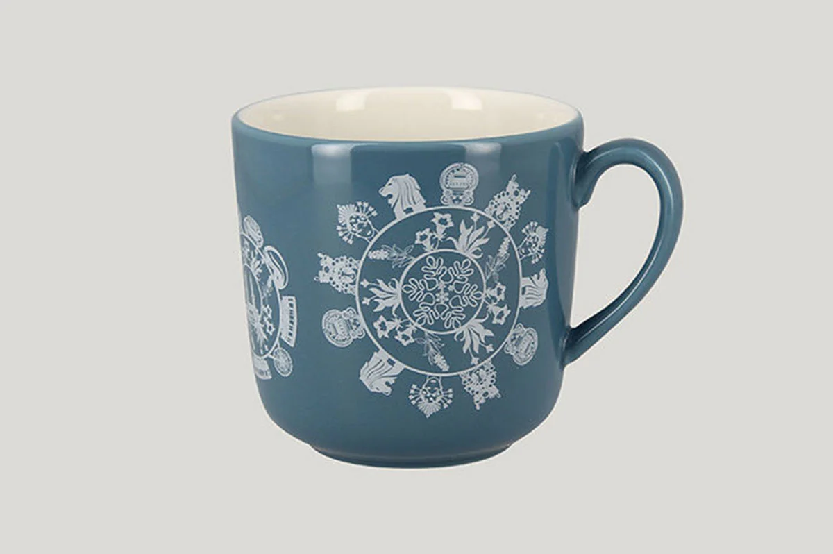 Porcelain mugs 6